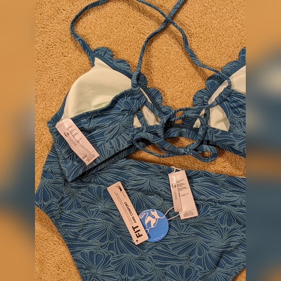 Cupshe - Women's - Bikini Scalloped Cross Back High Waist Swimsuit - Large - Picture 3 of 7